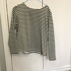 Casual long sleeve shirt